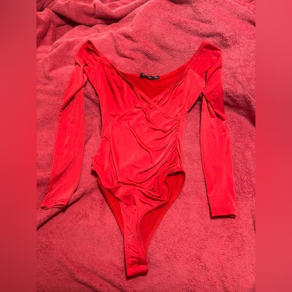 Boohoo Red Long Sleeve Bodysuit